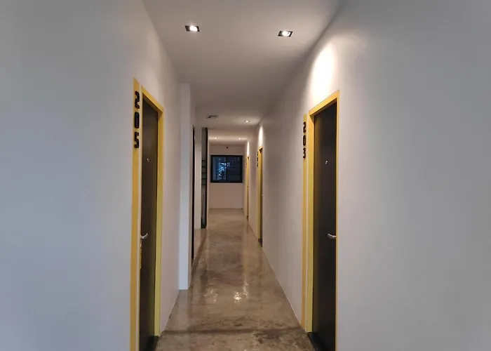 Inn Ratch66 Huai Khwang Mrt