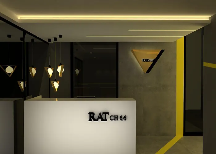 Inn Ratch66 Huai Khwang Mrt