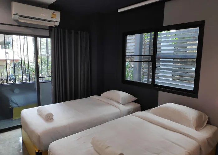 Inn Ratch66 Huai Khwang Mrt Bangkok