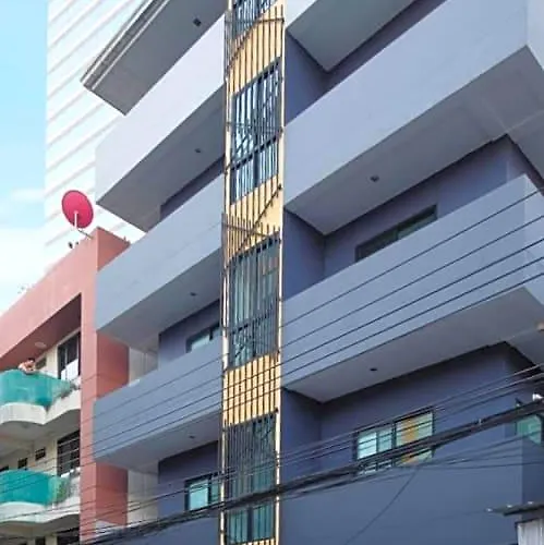 Inn Ratch66 Huai Khwang Mrt